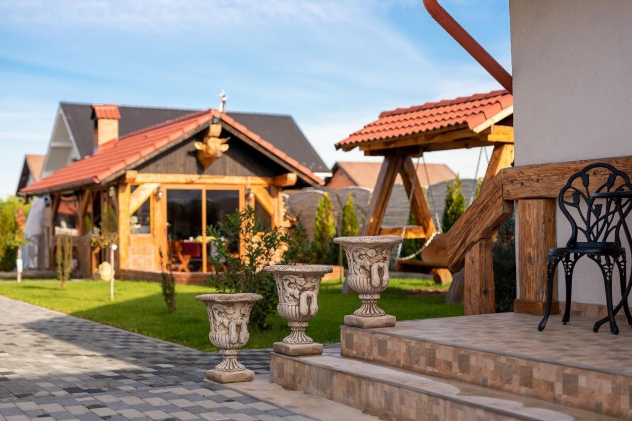 Boutique Vila Cristian  Buitenkant foto