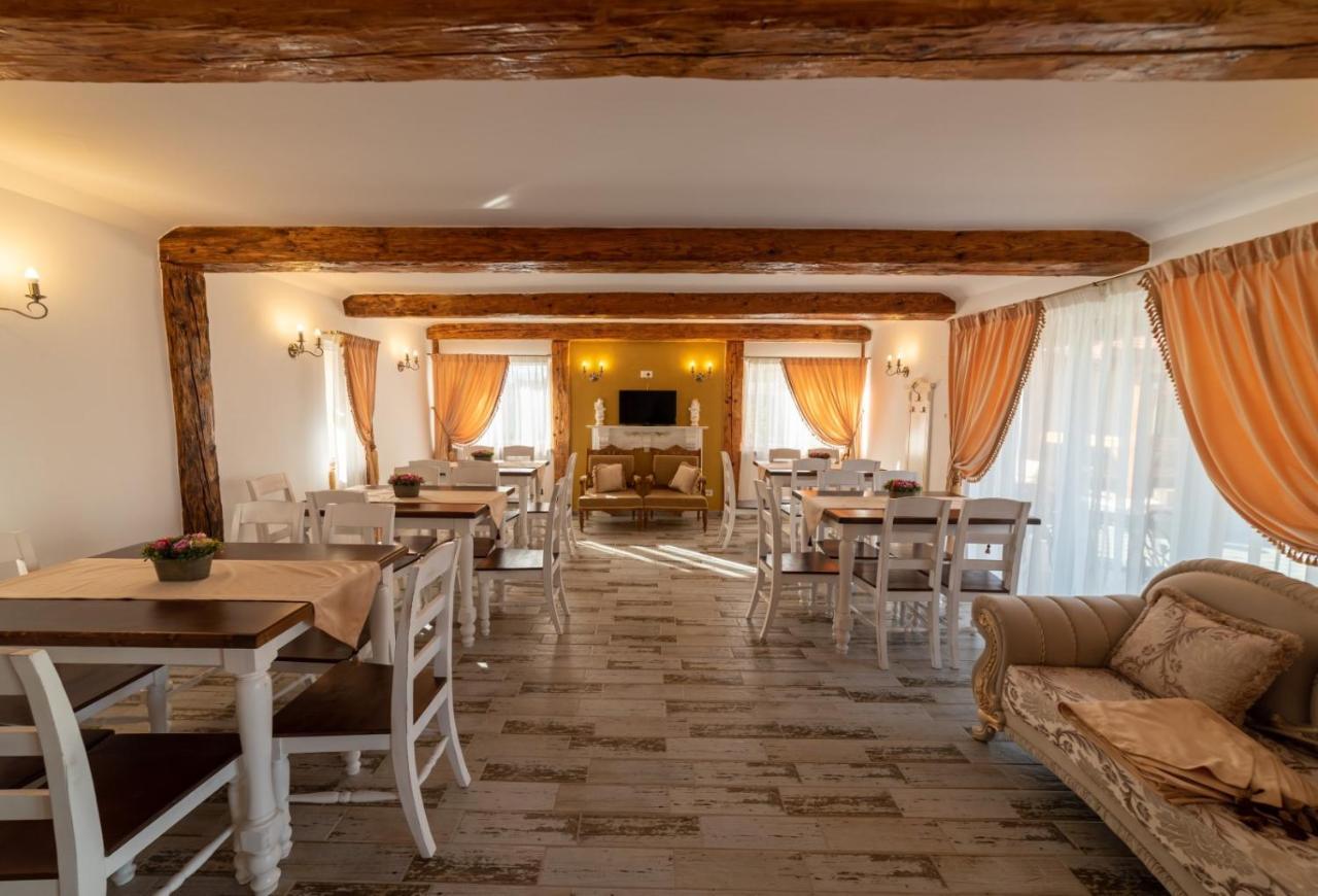 Boutique Vila Cristian  Buitenkant foto