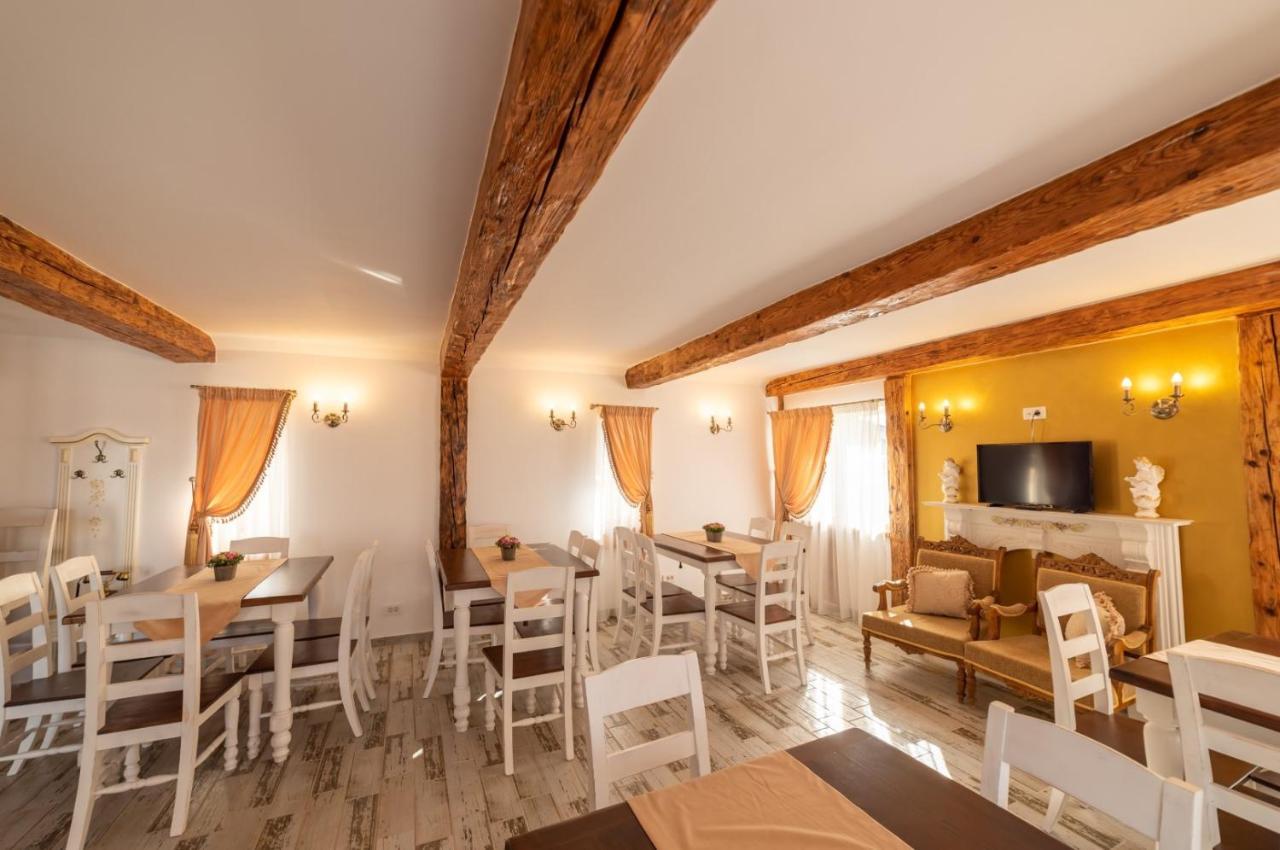 Boutique Vila Cristian  Buitenkant foto